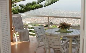 Lomarchi Holiday Home